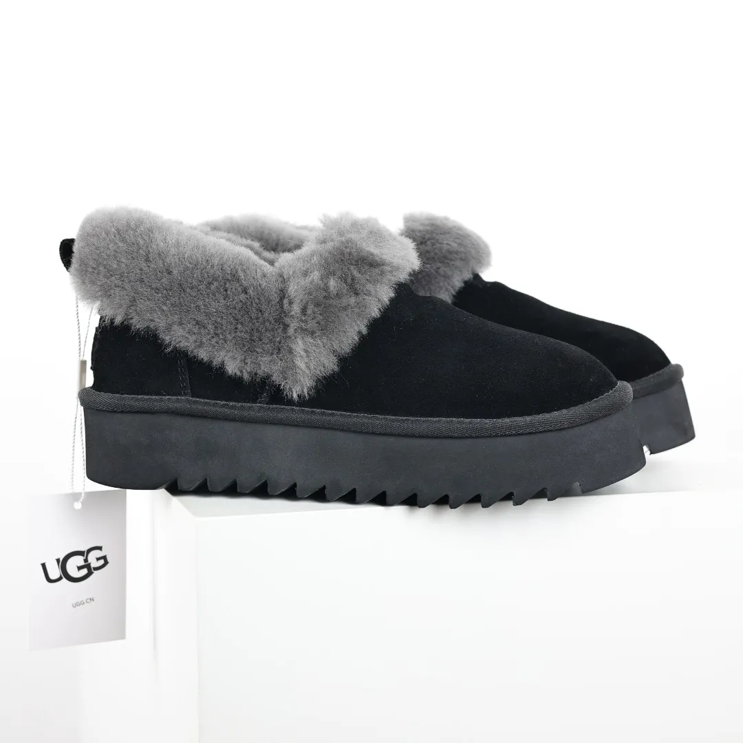 Pick up locally 💰580 Core recommendation Good price It is a very suitable choice for home use. In recent years, uug has launched a series of styles, which are partially geared towards the preferences of young consumers and have also moved to the forefront of fashion trends. Shoe body material: water-repellent coated suede upper, 17 mm UGGPURE™ implantable wool insole, lightweight non-slip and comfortable rubber outsole, with brand LOGO and trademark, with full packaging Size: 35 36 37 38 39 40
